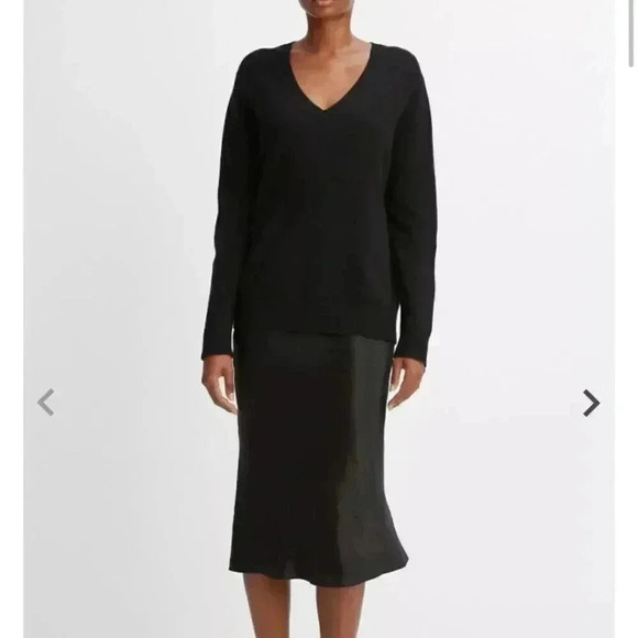 NWT Vince 100% Cashmere Weekend V-Neck Sweater size XL - Picture 9 of 11